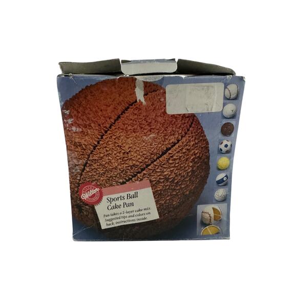 Wilton Vintage 1990 Sports Ball Two Layer Cake Pan New Damaged Box - Picture 3 of 3